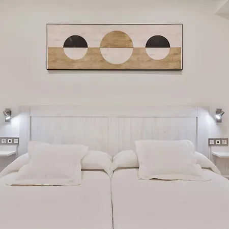 Espacioso A 9 Min Playa Apartment Gijón